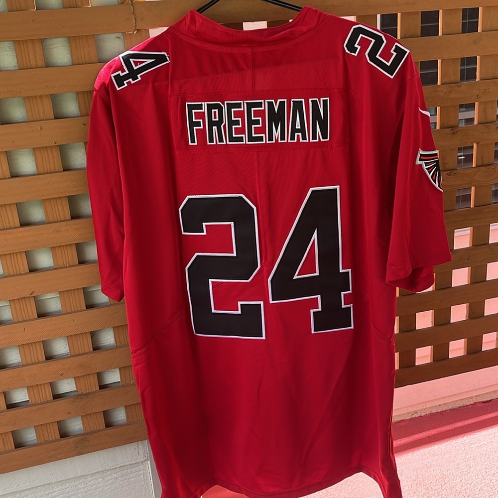 Devonta Freeman Atlanta Falcons Jersey #24. NWT. Size XXL